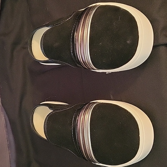 Spenco size 7 slide on shoes - Picture 2 of 4